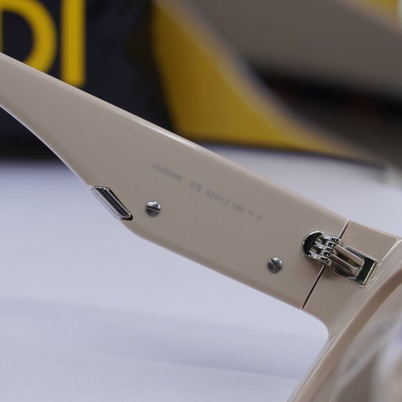 Final Price! Fendi FE40099I 57E Sunglasses main image 5